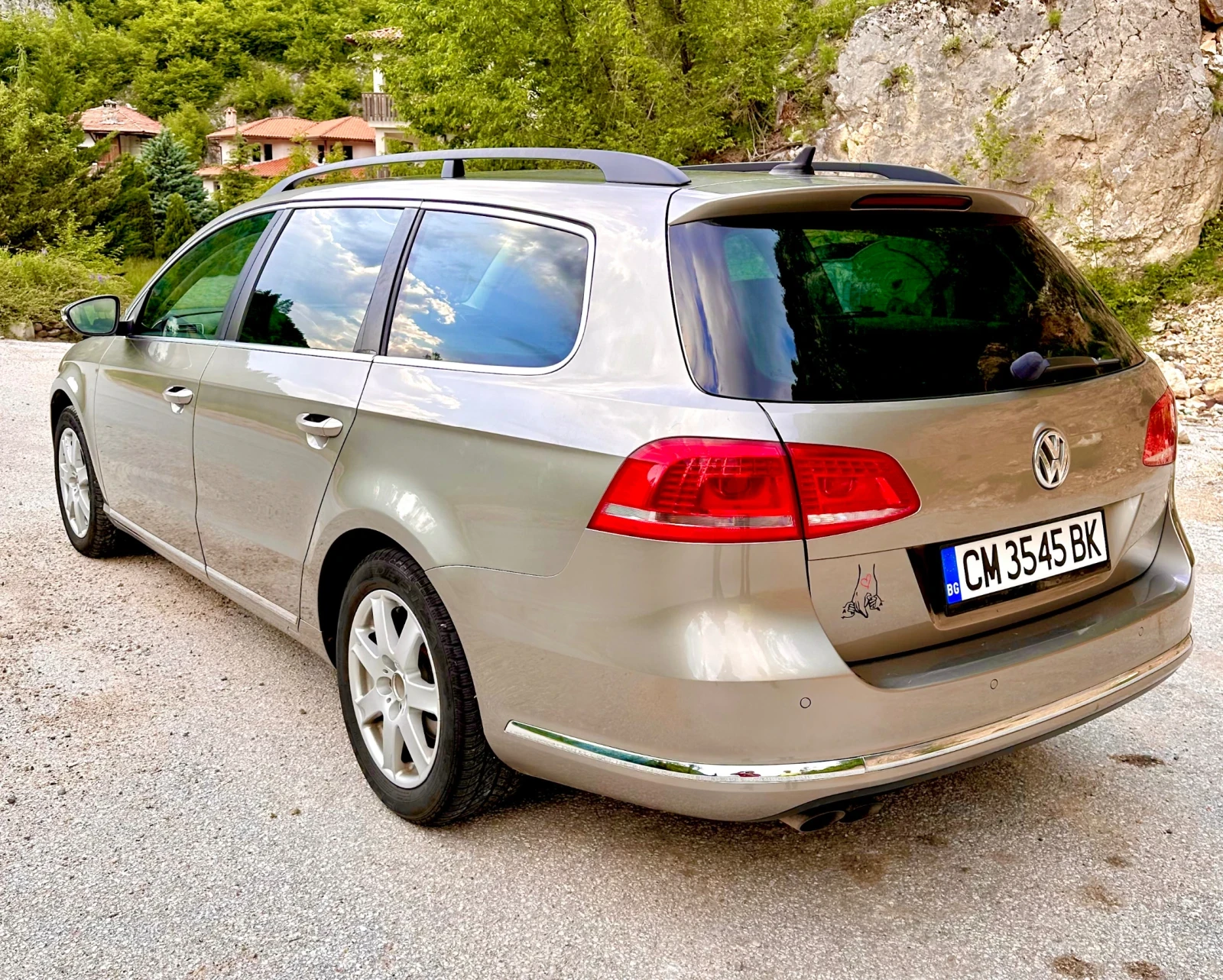 VW Passat 2.0TDI* Highline - изображение 6