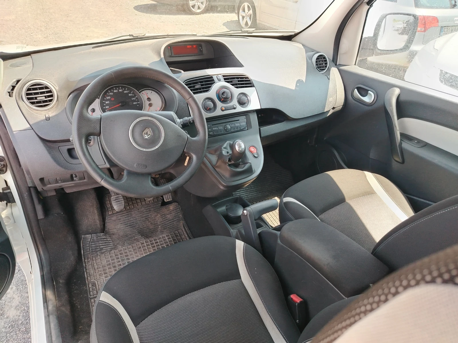 Renault Kangoo 1.5 DCI  | Mobile.bg   13