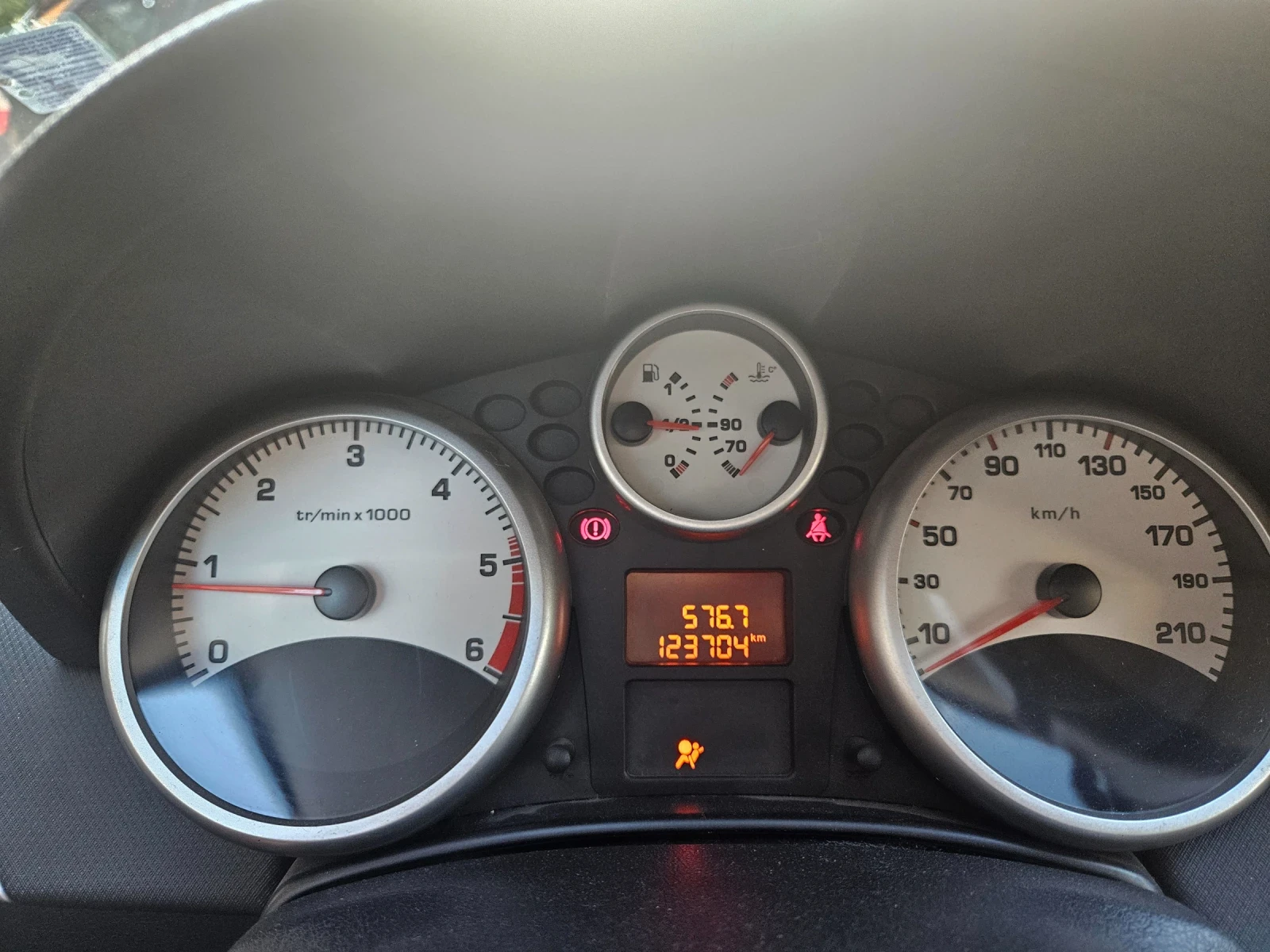 Peugeot 207  - изображение 8