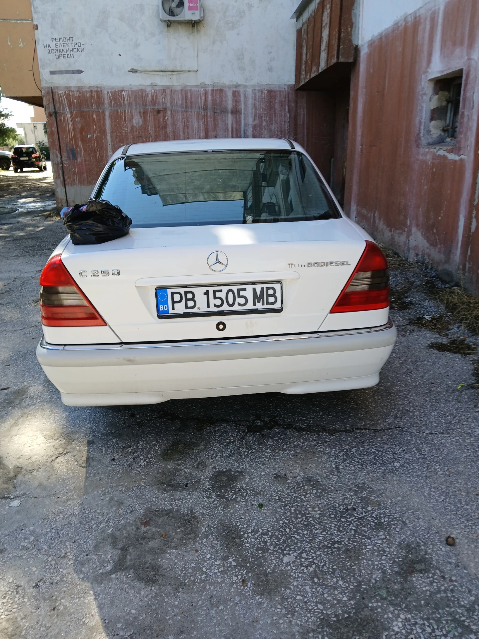 Mercedes-Benz C 250  - изображение 2