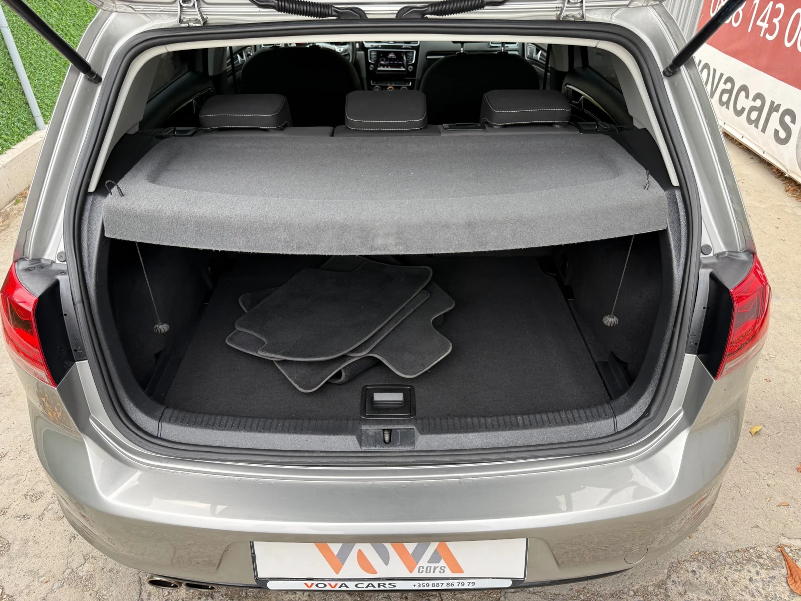 VW Golf 1.6TDI-105к.с High Line Автомат Лед Светлини  | Mobile.bg — изображение 11