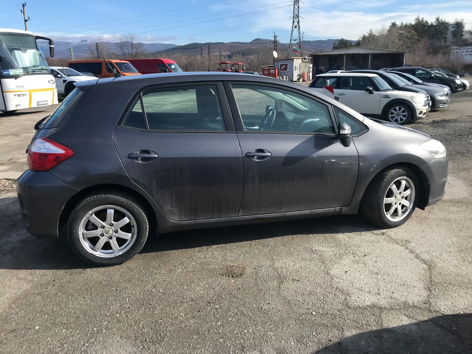Toyota Auris 2.0D D4D �������� �������  | Mobile.bg � ����������� 3