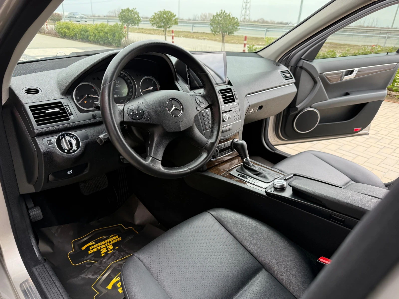 Mercedes-Benz C 220 OM646 Aвтомат топ състояние !!! - изображение 7