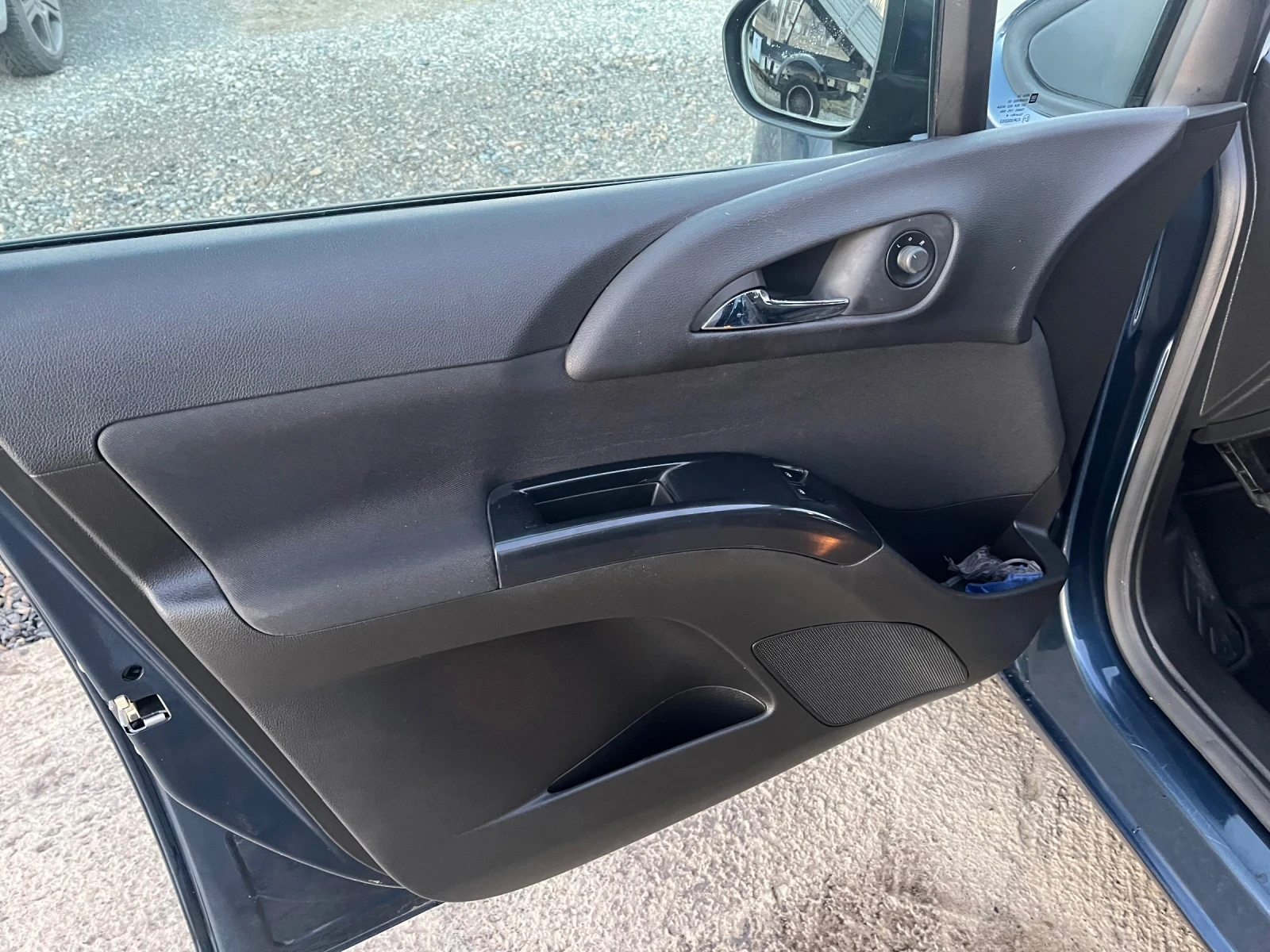 Opel Meriva 1.4 i GPL | Mobile.bg � ����������� 12