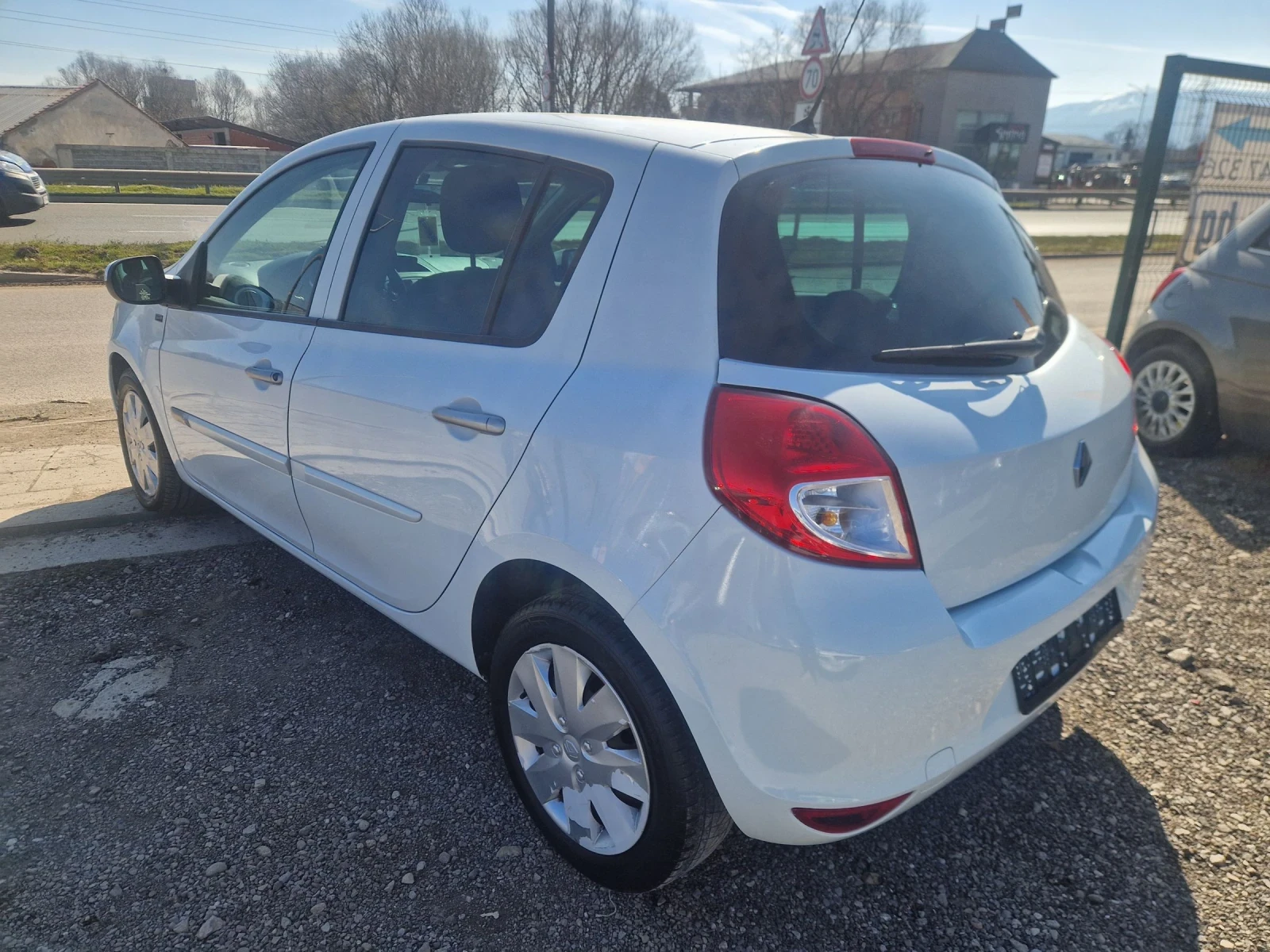 Renault Clio 1.2i16v 75HP.FACE LIFT ITALIA, снимка 4 - Автомобили и джипове - 53783263