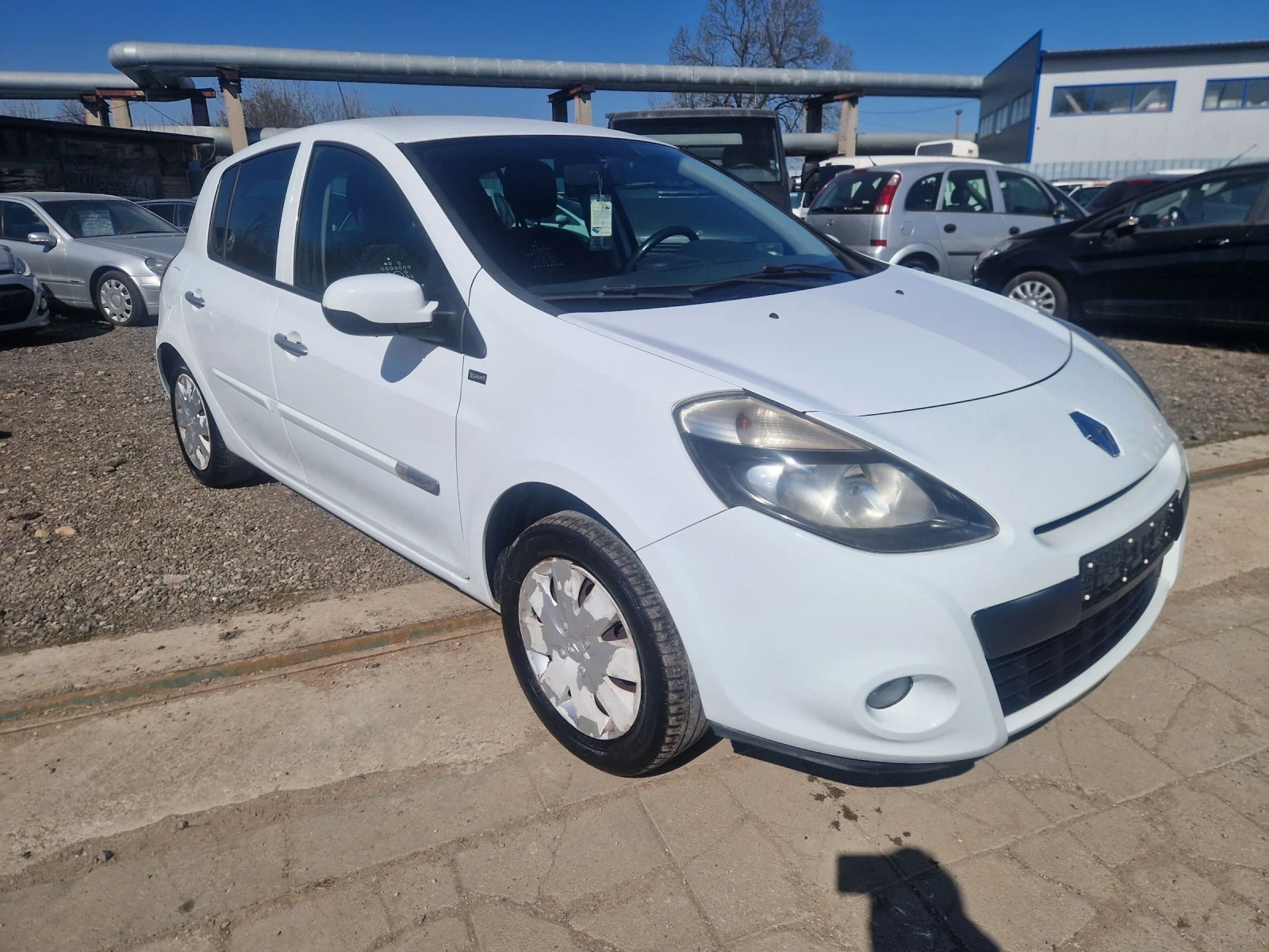 Renault Clio 1.2i16v 75HP.FACE LIFT ITALIA, снимка 8 - Автомобили и джипове - 53783263