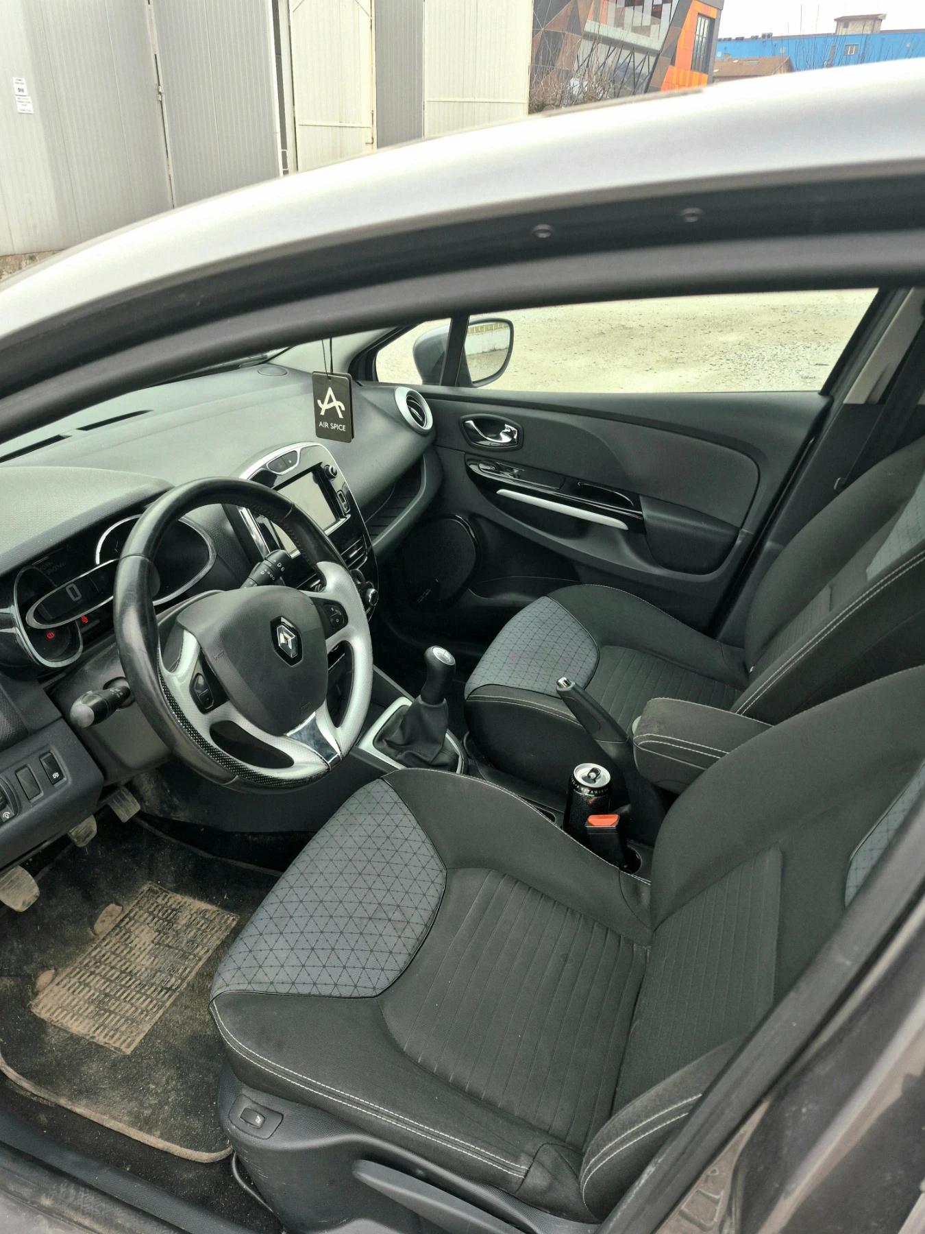 Renault Clio 1.5dci 90, снимка 9 - Автомобили и джипове - 53882789