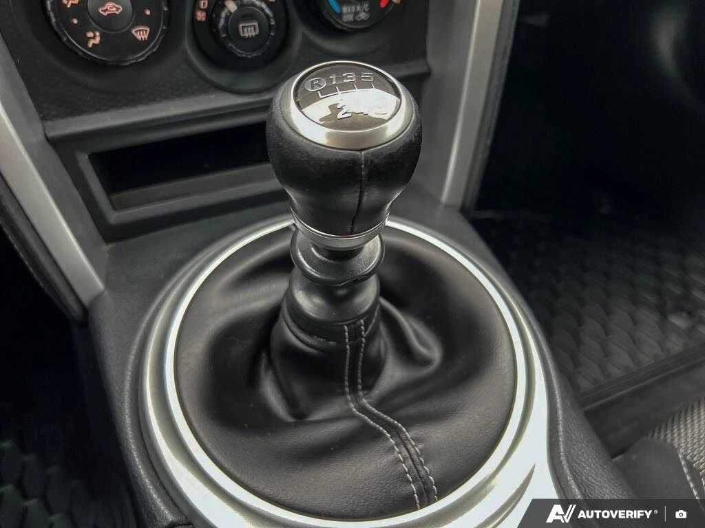 Toyota GR86 * АвтоКредит * (ЦЕНА ДО БГ), снимка 13 - Автомобили и джипове - 53888826