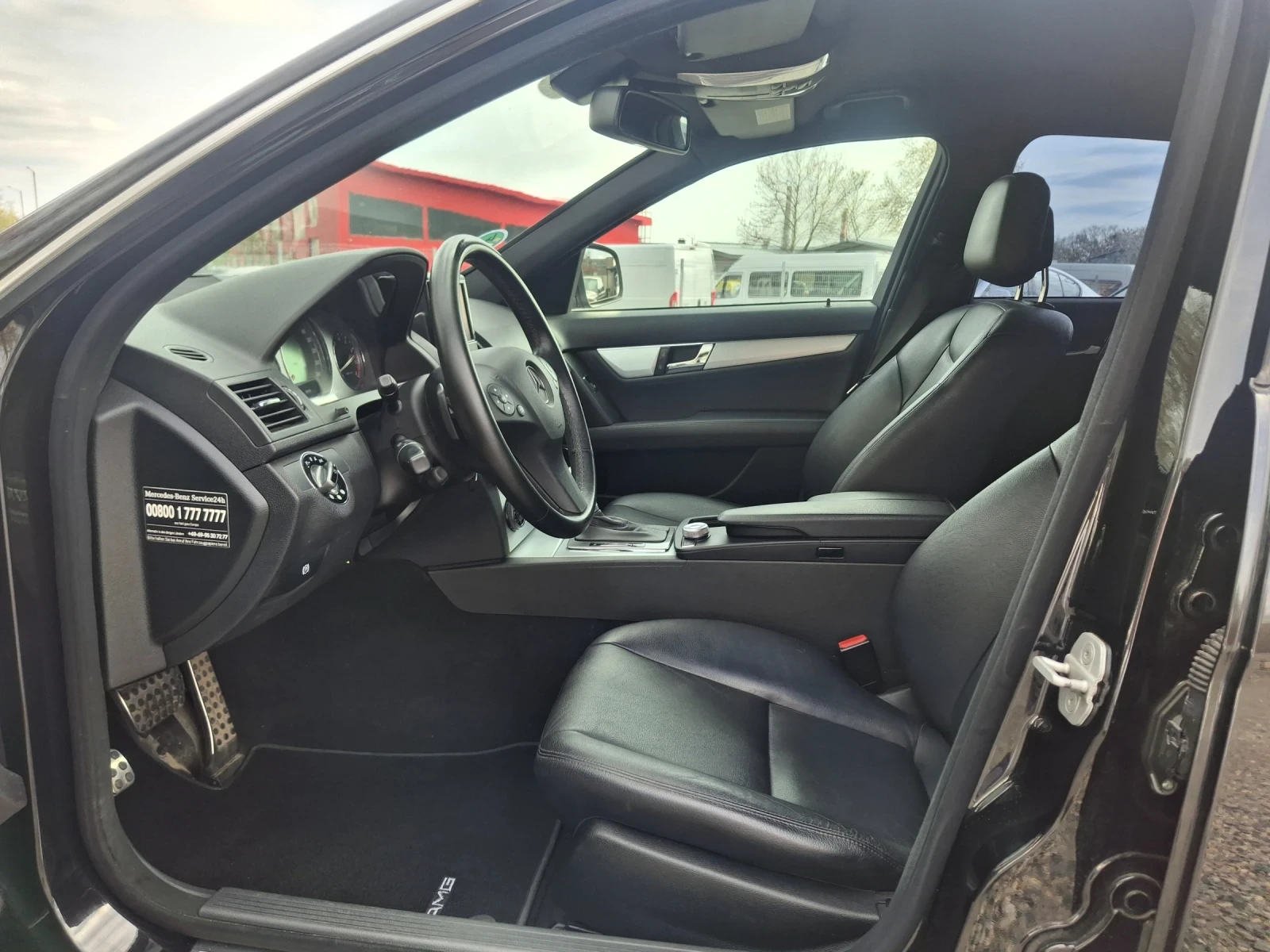 Mercedes-Benz C 350 C350 AMG PAKET Kato Nov , снимка 7 - Автомобили и джипове - 54183885