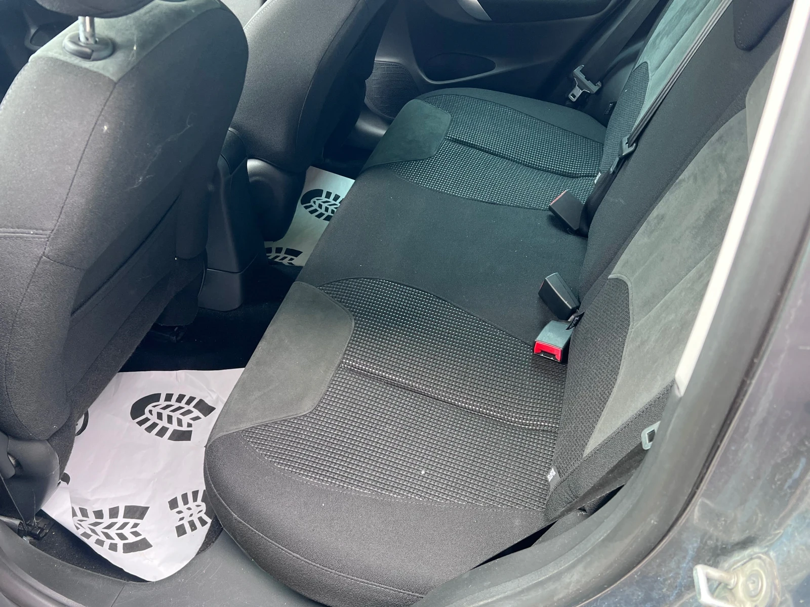 Citroen C3 1.6hdi Executive , снимка 9 - Автомобили и джипове - 54278357