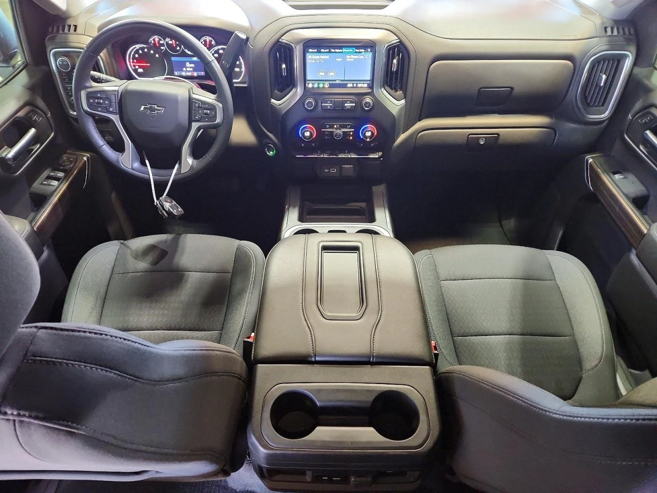 Chevrolet Silverado LTD K1500 LT TRAIL BOSS 4x4, снимка 8 - Автомобили и джипове - 54360141