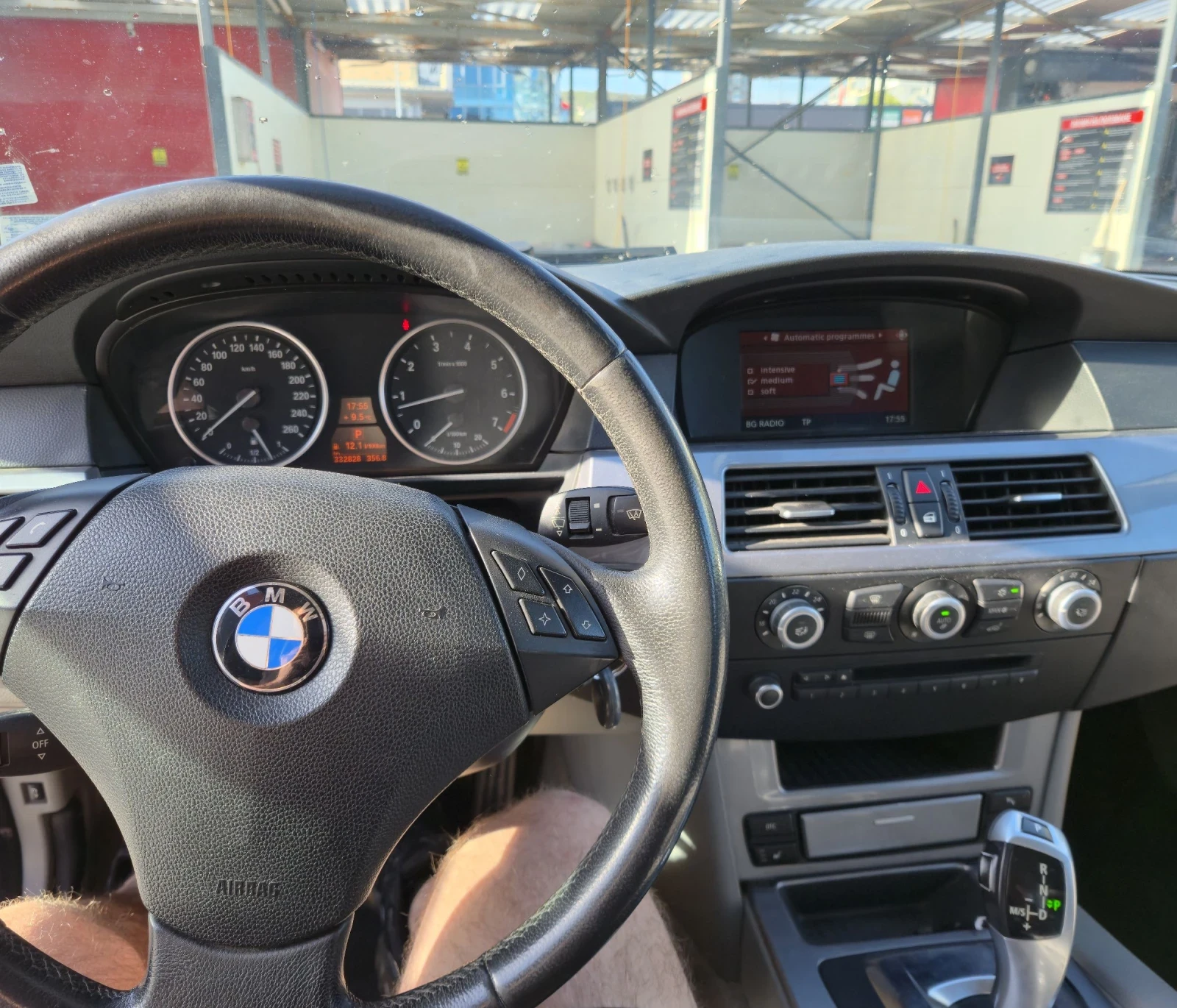 BMW 525, снимка 7 - Автомобили и джипове - 54607961
