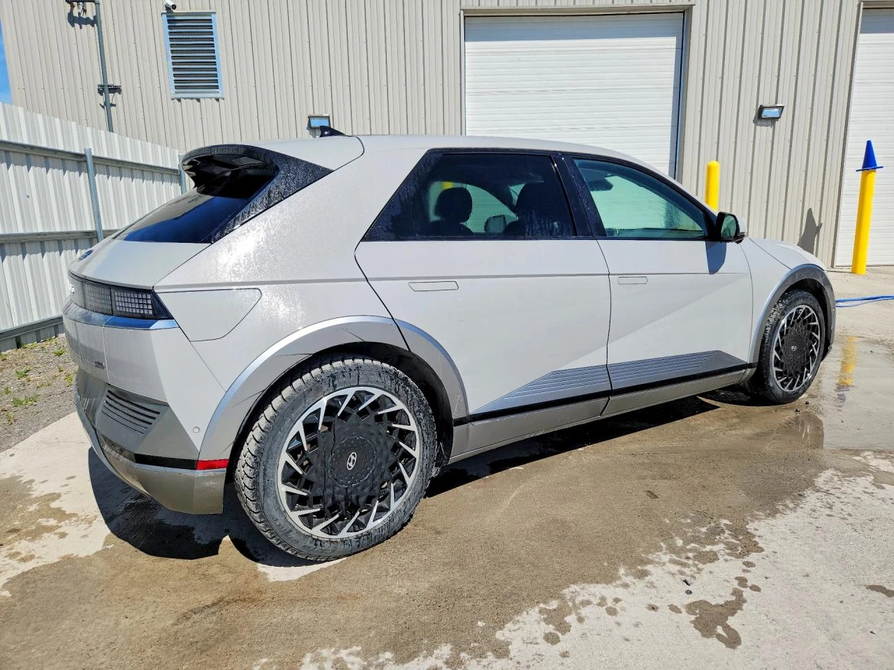 Hyundai Ioniq 5 Limited Disney 100 Platinum Edition AWD 320кс, снимка 3 - Автомобили и джипове - 54969703