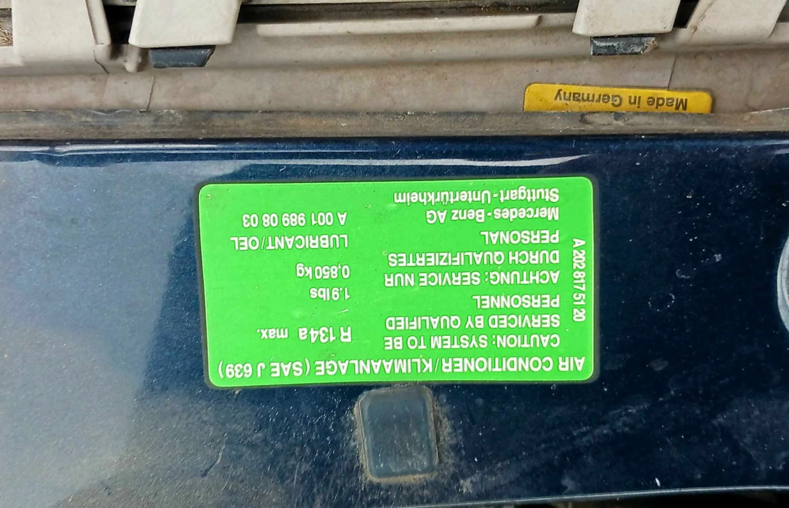 Mercedes-Benz C 180, снимка 9 - Автомобили и джипове - 55405327