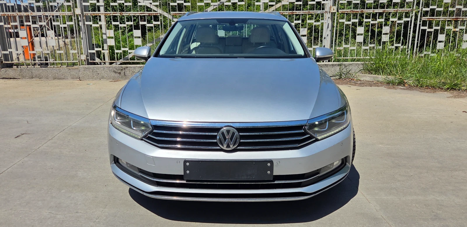 VW Passat 2.0 TDI , снимка 2 - Автомобили и джипове - 55416009