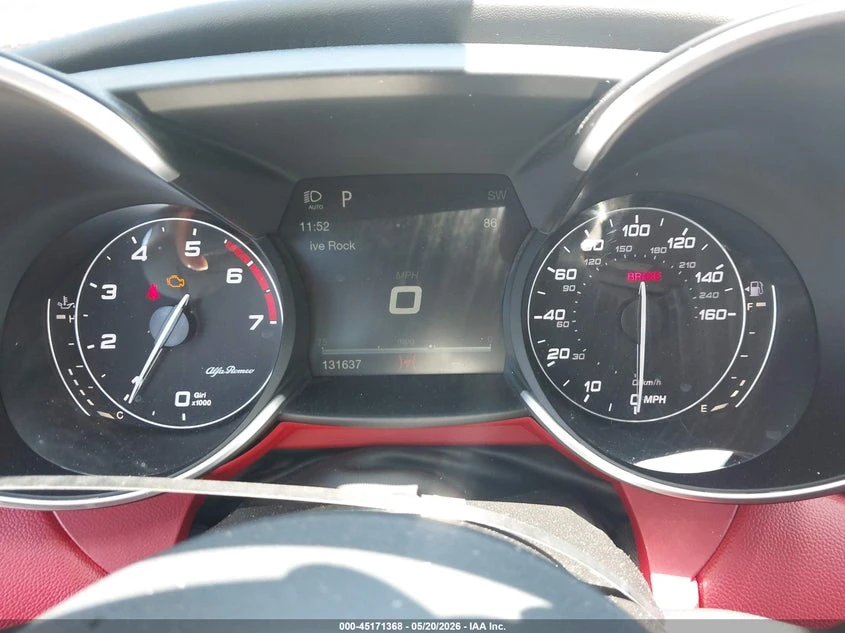 Alfa Romeo Giulia 2.0l Ti Rwd, снимка 7 - Автомобили и джипове - 55586541