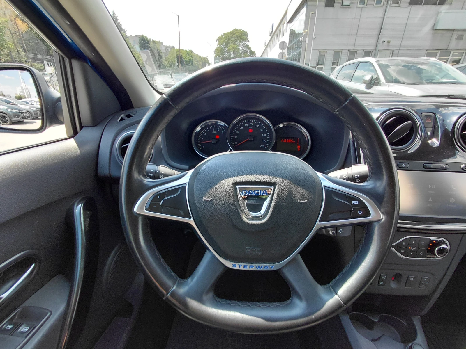 Dacia Logan TCe/90к.с/Stepway, снимка 9 - Автомобили и джипове - 55588524