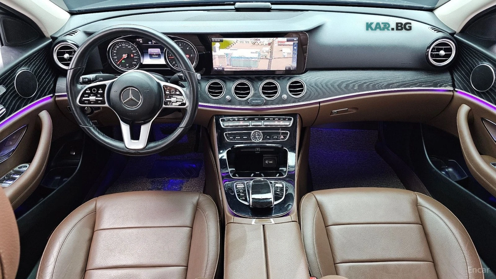 Mercedes-Benz E 220 Avangarde* КОЖА* ПОДГРЕВ* НАВИ* ПАНО* КАМЕРА, снимка 5 - Автомобили и джипове - 55831423
