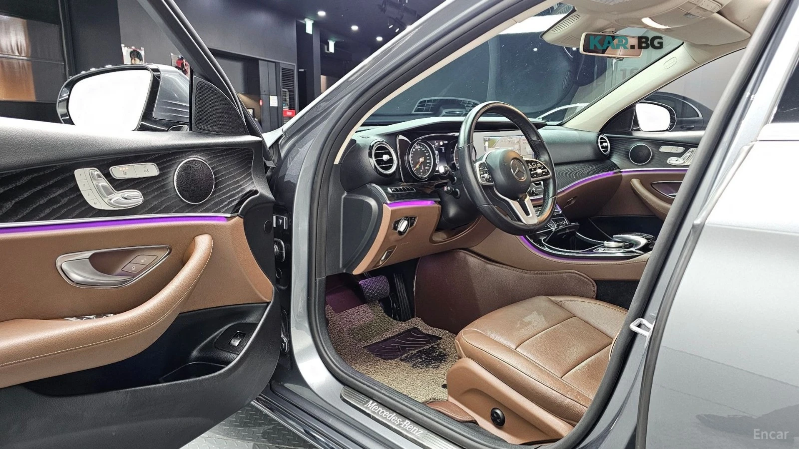 Mercedes-Benz E 220 Avangarde* КОЖА* ПОДГРЕВ* НАВИ* ПАНО* КАМЕРА, снимка 8 - Автомобили и джипове - 55831423
