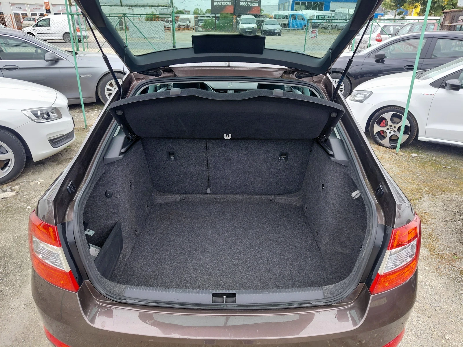Skoda Octavia 1.6TDi DSG  Euro-5, снимка 17 - Автомобили и джипове - 56231196