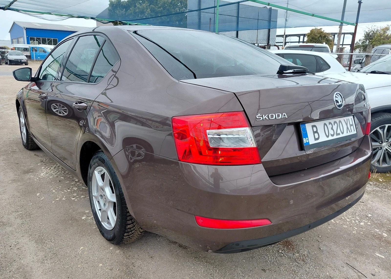 Skoda Octavia 1.6TDi DSG  Euro-5, снимка 4 - Автомобили и джипове - 56231196