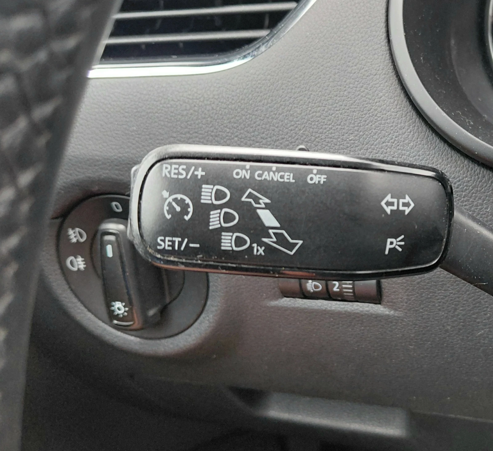 Skoda Octavia 1.6TDi DSG  Euro-5, снимка 15 - Автомобили и джипове - 56231196
