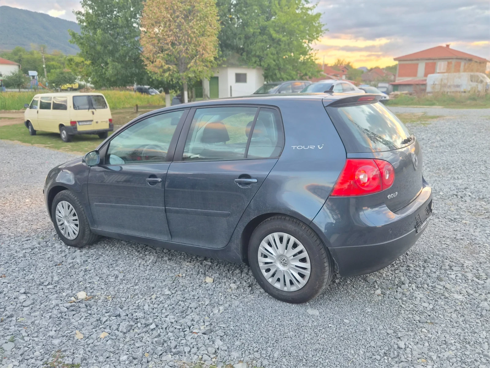VW Golf, снимка 6 - Автомобили и джипове - 56252142