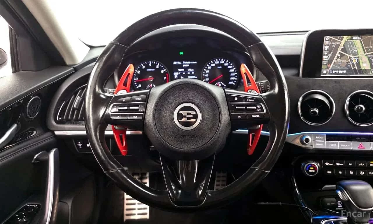Kia Stinger * 2.0 Turbo 2WD * ЦЕНА ДО БГ, снимка 9 - Автомобили и джипове - 56295938
