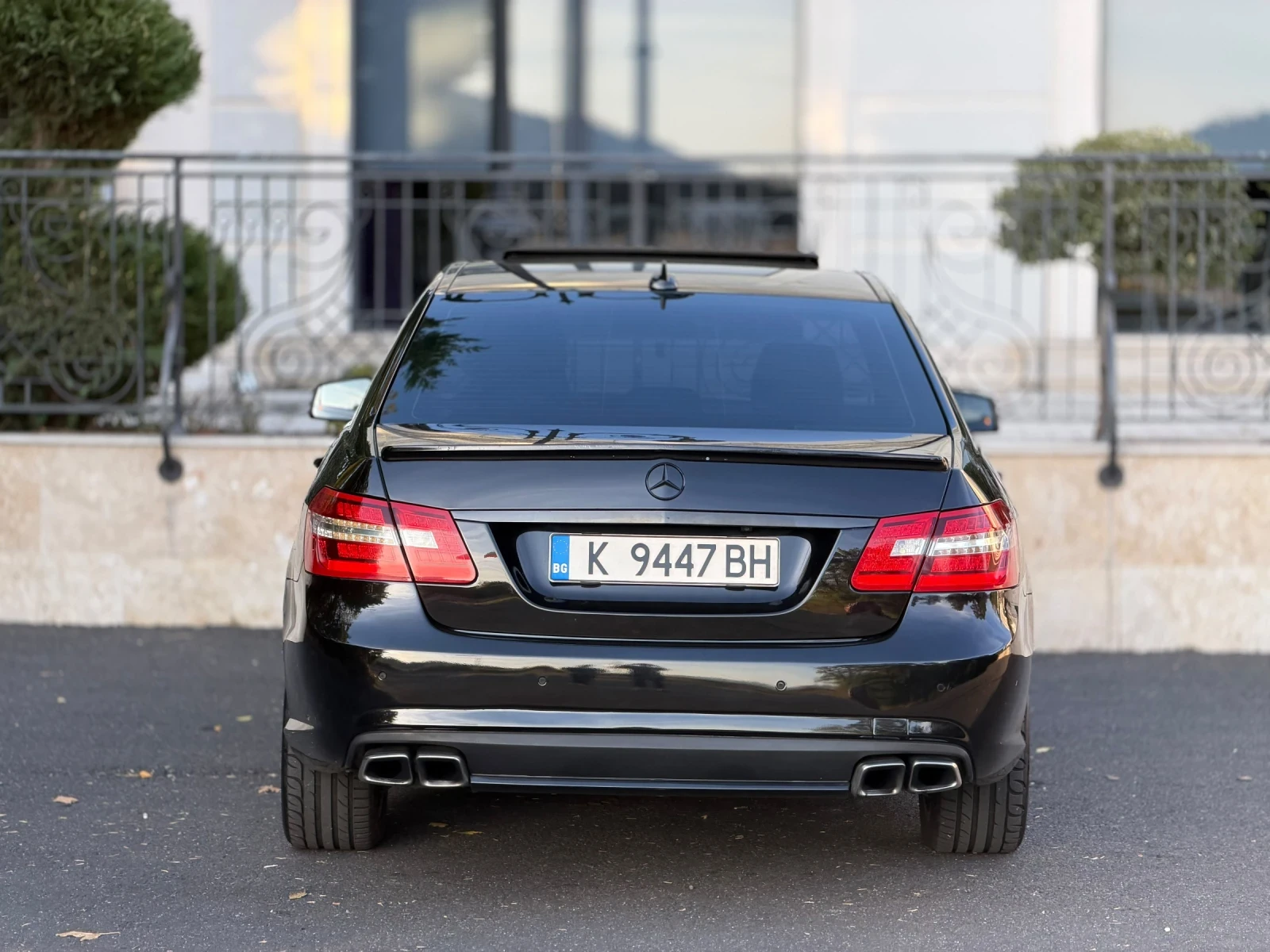 Mercedes-Benz E 350 AMG * FULL* 4 MATIC, снимка 6 - Автомобили и джипове - 56679431