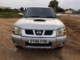 Nissan Navara 2,5d D22 hardtop, снимка 4