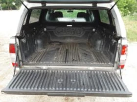 Nissan Navara 2,5d D22 hardtop, снимка 10