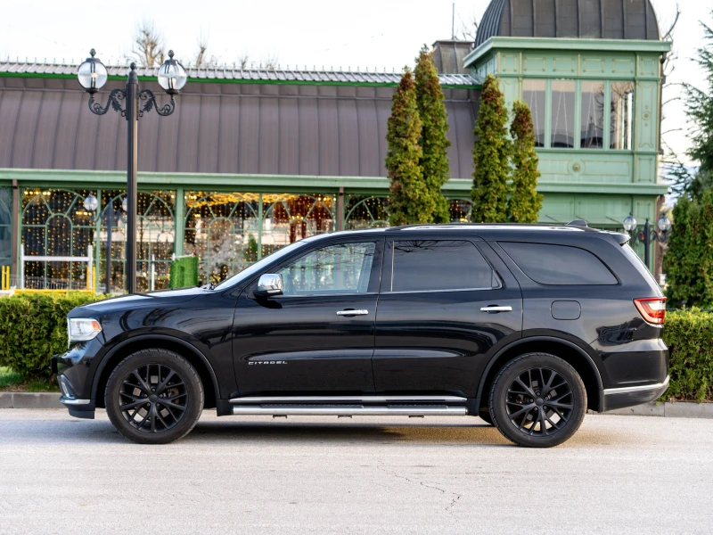 Dodge Durango 5.7 HEMI Citadel LPG топ състояние, снимка 4 - Автомобили и джипове - 52014690