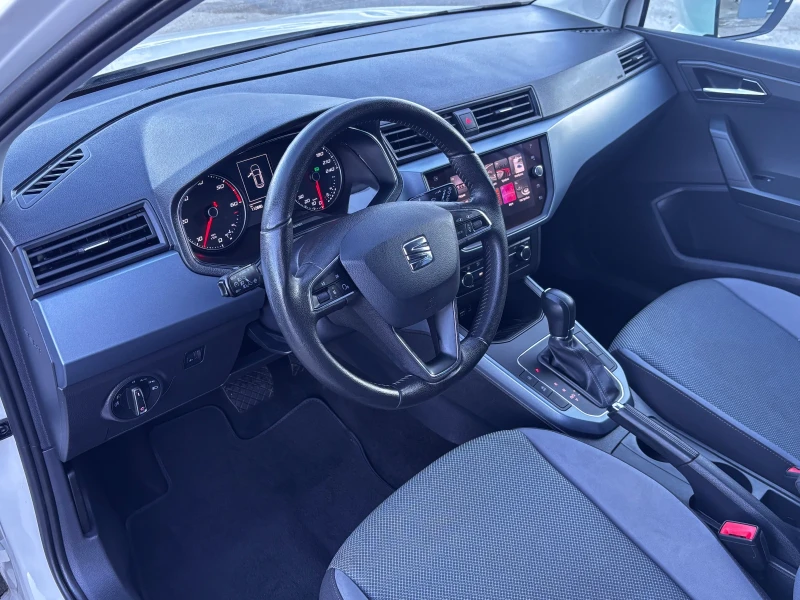 Seat Arona 1.6TDI Автоматик Distronic, снимка 10 - Автомобили и джипове - 52929399