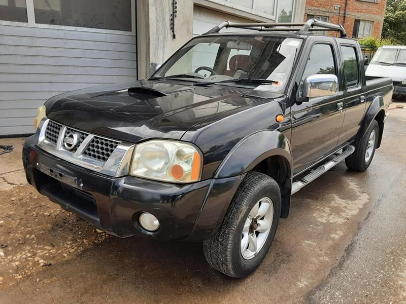 Nissan Navara 2,5d D22 hardtop, снимка 15 - Автомобили и джипове - 33667186