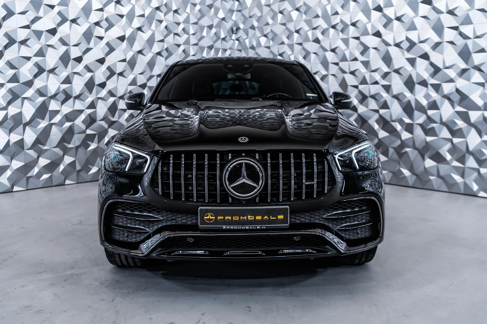 Mercedes-Benz GLE 53 4MATIC AMG Coupe* Burmester* Carbon* 360* Night* MagicVis - изображение 2
