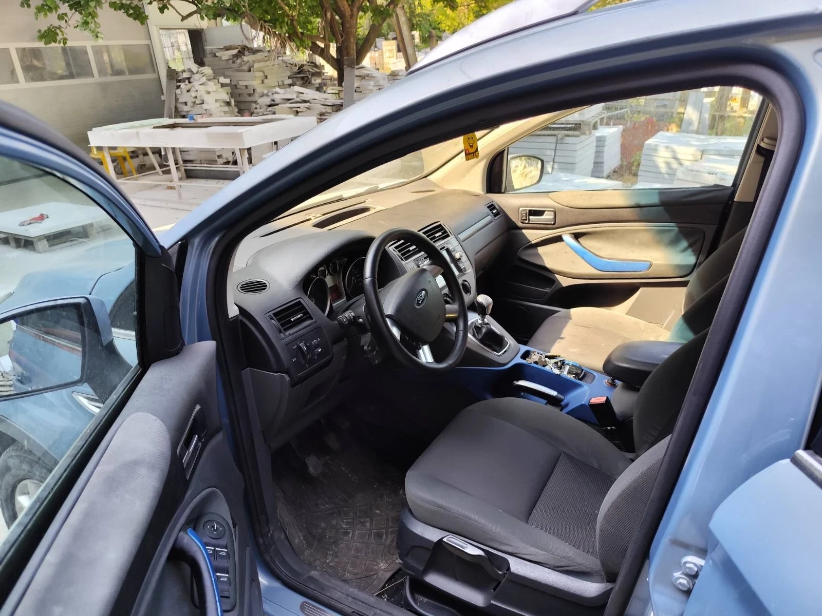 Ford Kuga  - изображение 5