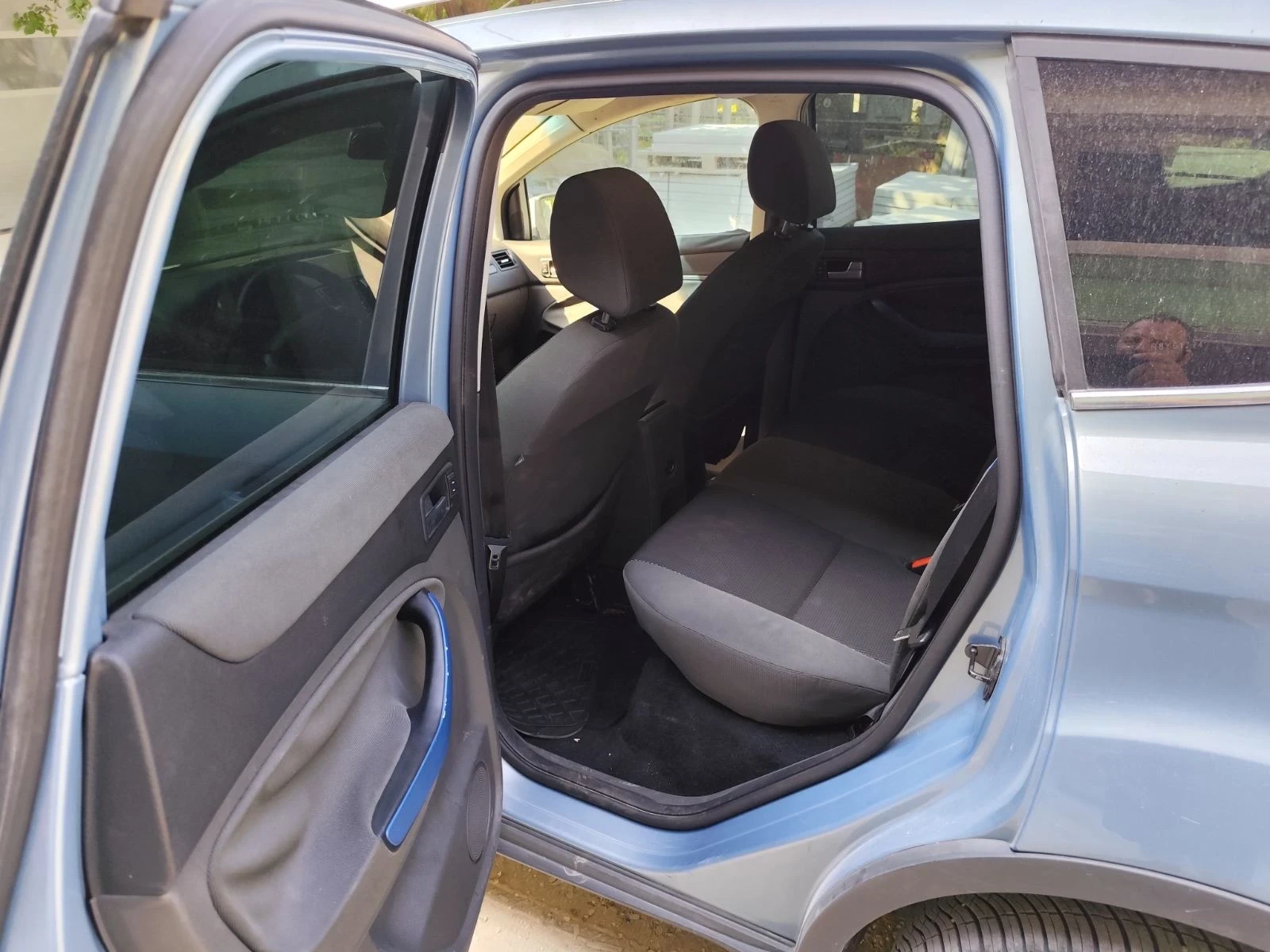Ford Kuga  - изображение 6