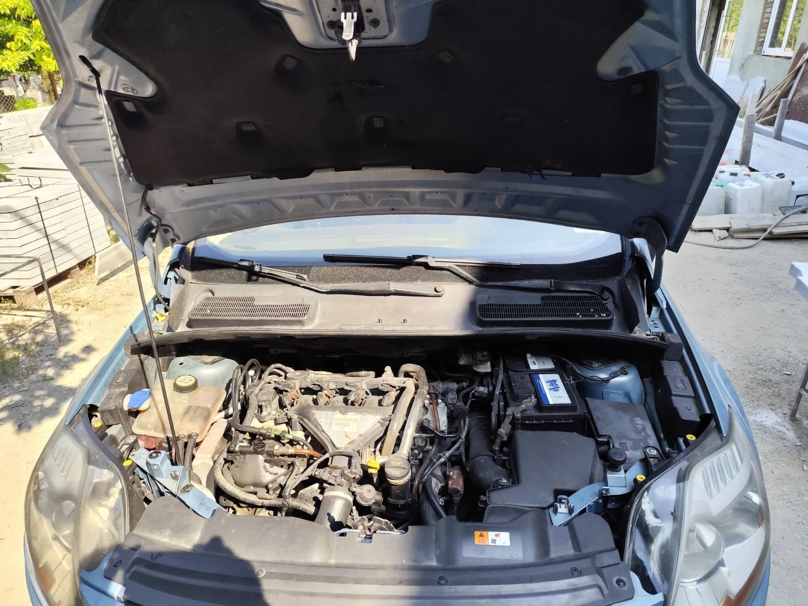 Ford Kuga  - изображение 7