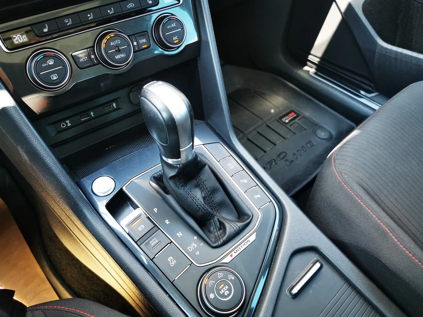 VW Tiguan Comfortline 2.0TDI 4MOTION BMT | Mobile.bg � ����������� 11