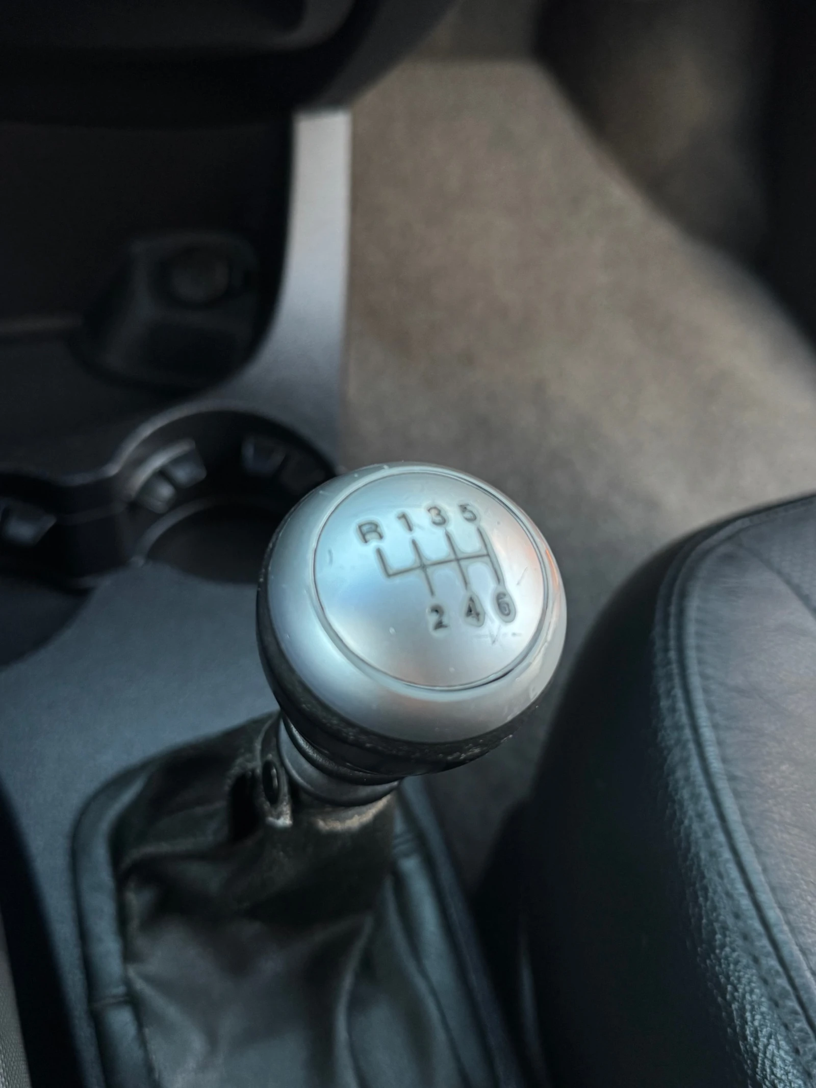 Kia Sportage 2.0 * 4X4* Уникат - изображение 5