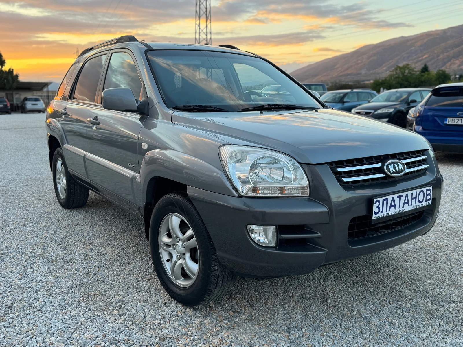 Kia Sportage 2.0 * 4X4* Уникат - изображение 8