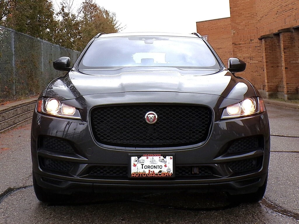 Jaguar F-PACE 35t PREMIUM * * CARFAX * * АВТО КРЕДИТ * *  - изображение 2