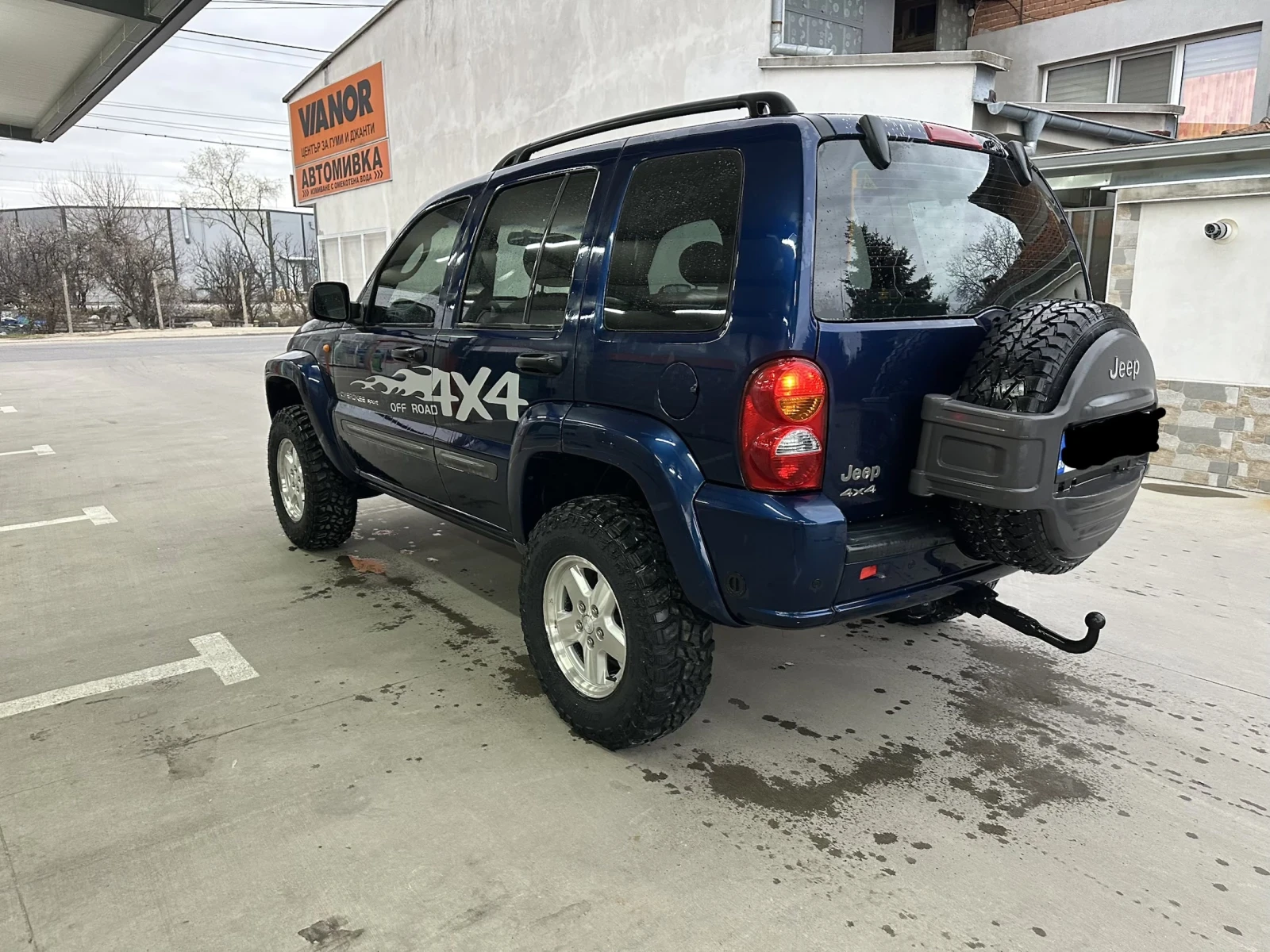 Jeep Cherokee 3.7 Бензин/ Газ, снимка 6 - Автомобили и джипове - 53913158