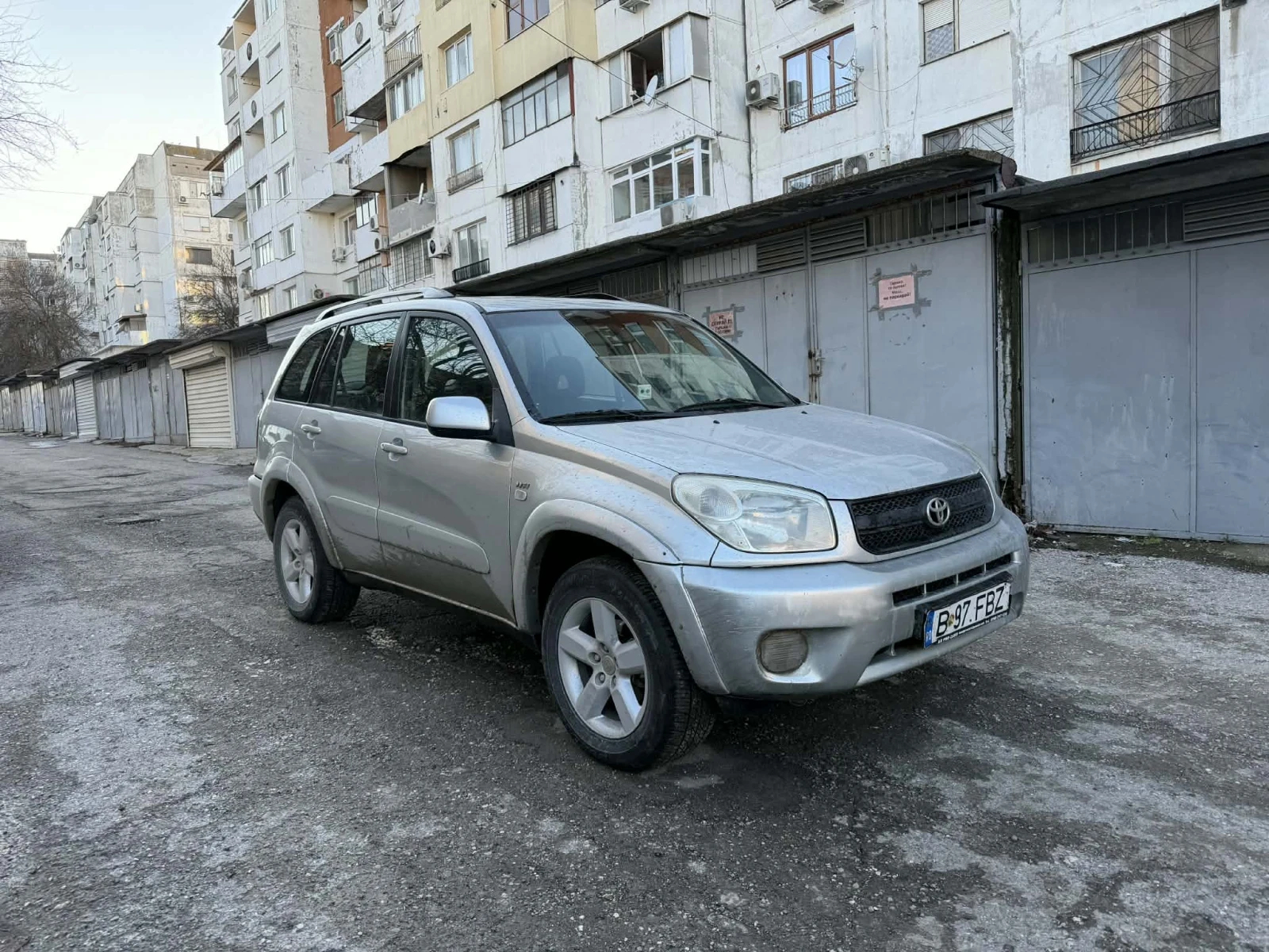 Toyota Rav4, снимка 5 - Автомобили и джипове - 54035082
