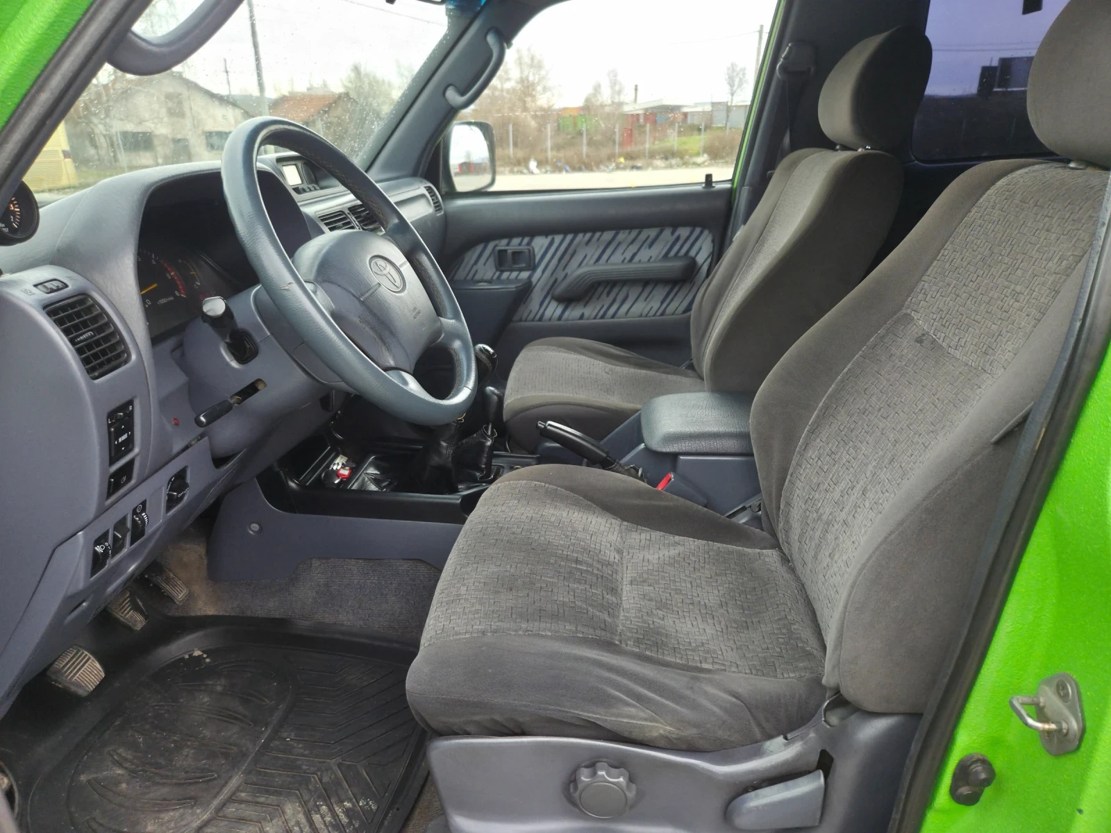 Toyota Land cruiser 3.0д 125+ + , снимка 11 - Автомобили и джипове - 54072373