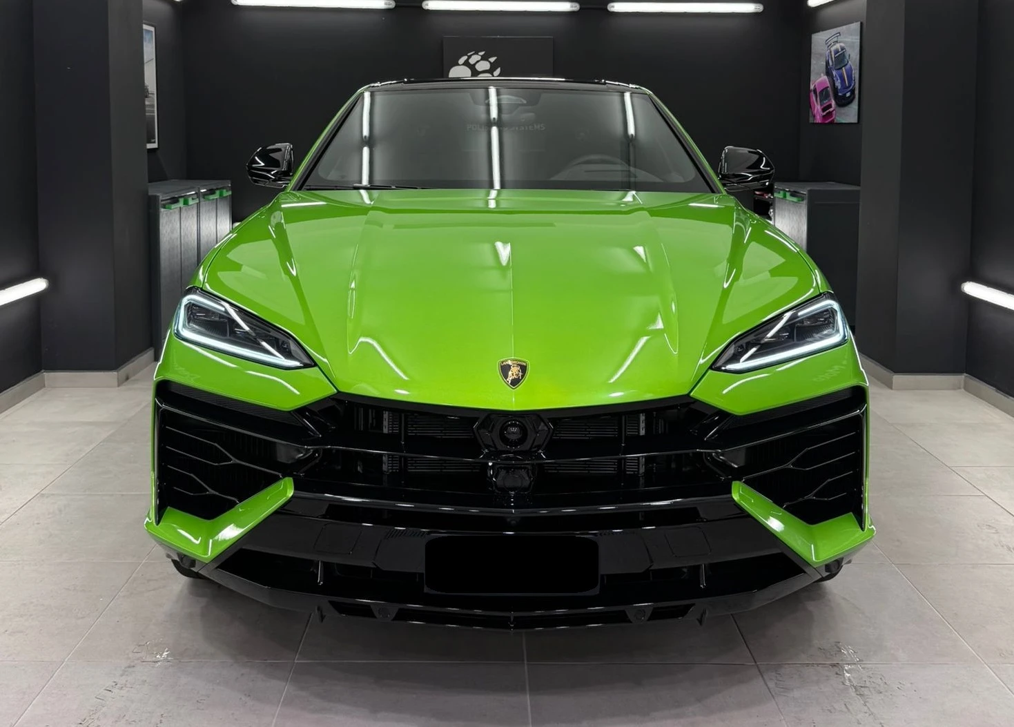 Lamborghini Urus SE 4.0 V8 Plug-in Hybrid 4WD, снимка 2 - Автомобили и джипове - 54676373