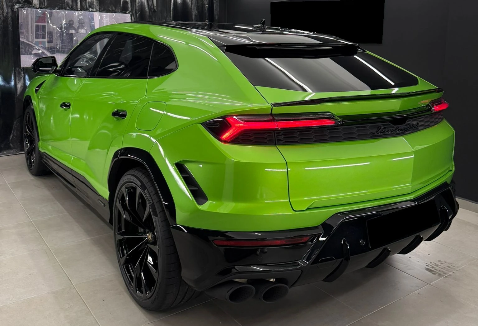 Lamborghini Urus SE 4.0 V8 Plug-in Hybrid 4WD, снимка 5 - Автомобили и джипове - 54676373