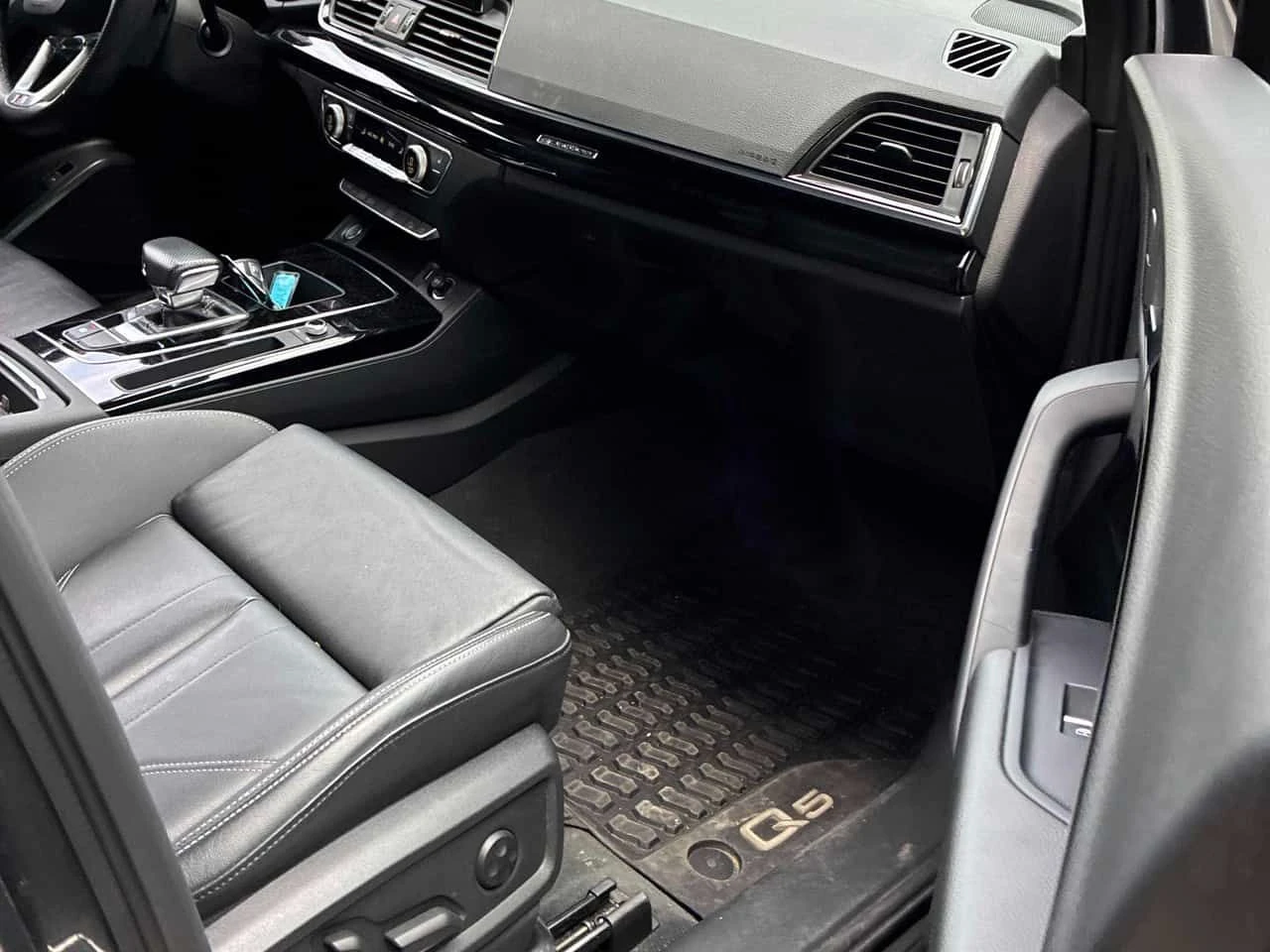 Audi Q5 | Progressiv | DISTRONIC | ПАНОРАМА | CARFAX | , снимка 15 - Автомобили и джипове - 54877899