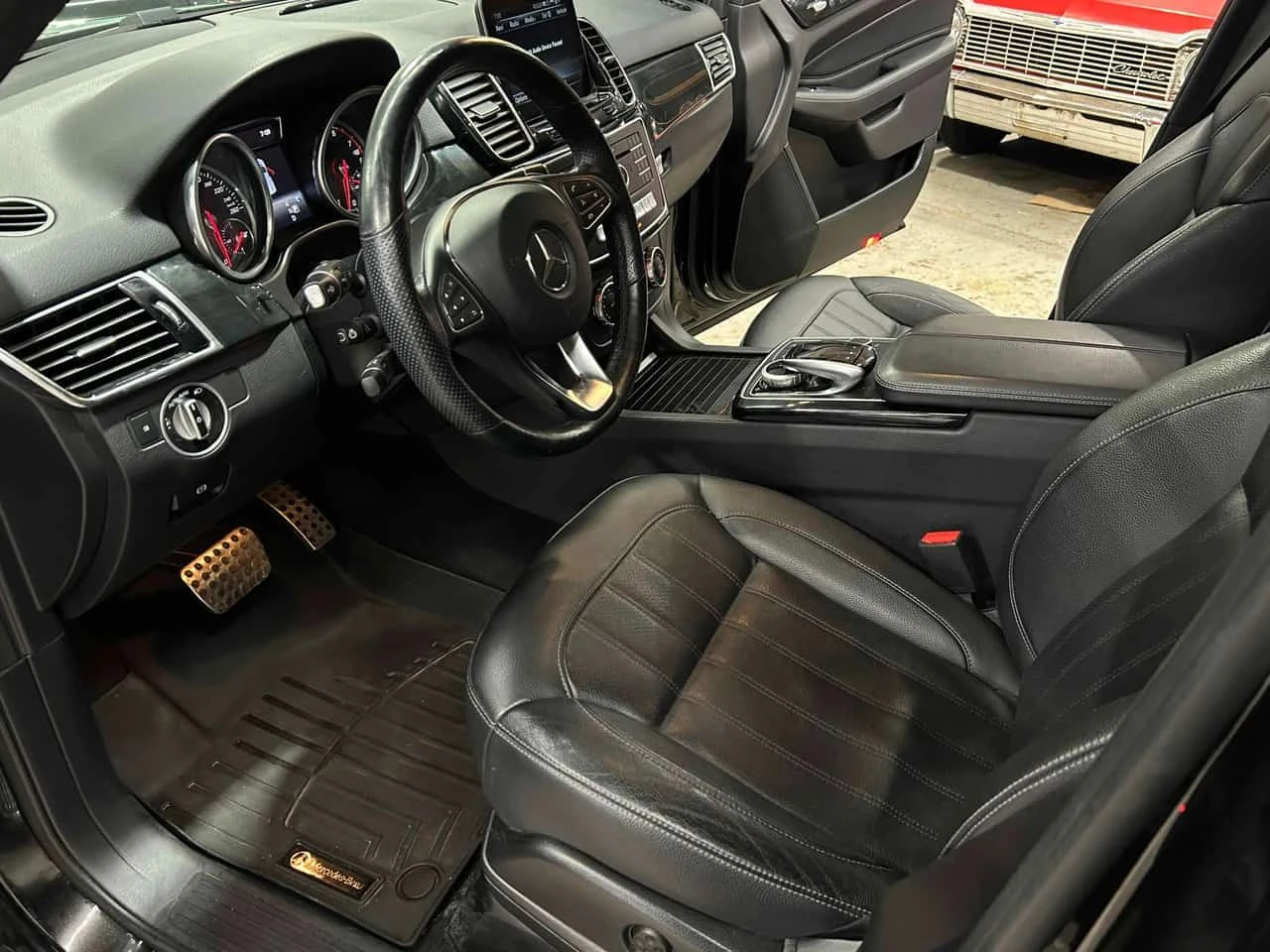Mercedes-Benz GLE 400 4MATIC/360/ПАНОРАМА/ПОДГРЕВИ, снимка 7 - Автомобили и джипове - 55075144