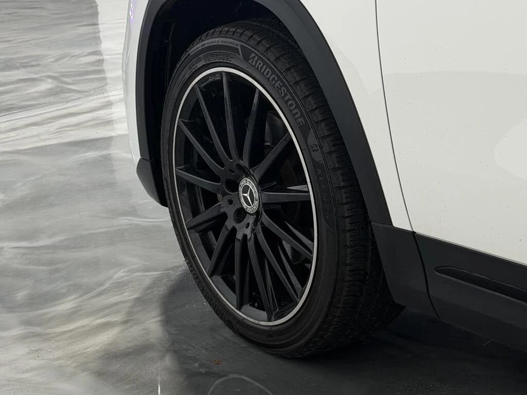 Mercedes-Benz GLA 250 4MATIC* AMG* NIGHT PACK* CARBON* КРАЙНА ЦЕНА, снимка 7 - Автомобили и джипове - 56012561